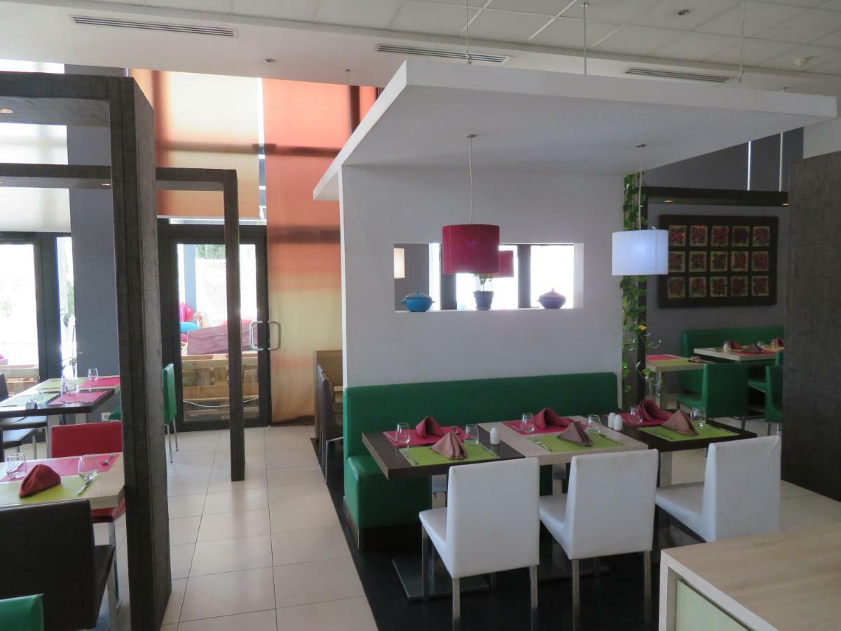 Ibis Oran Les Falaises Exterior foto